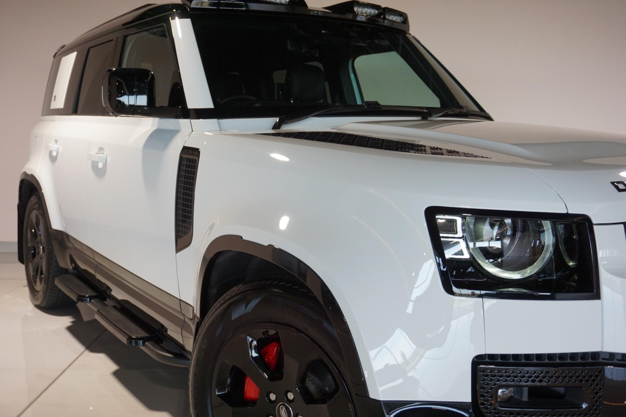 Land Rover Defender 110 2.0 P400e 15.4kWh X-Dynamic HSE SUV 5dr Petrol Plug-in Hybrid Auto 4WD Euro 6 (s/s) (404 ps)